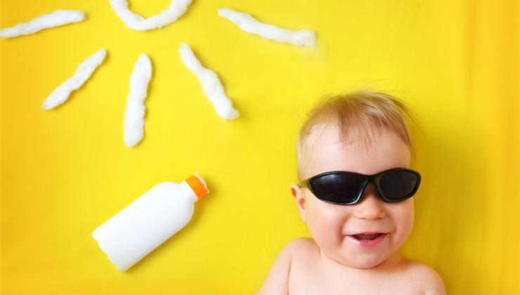 Kisbabák napsütés elleni védelme